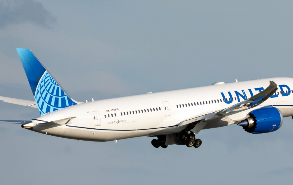 美国联合航空因技术问题在美国多个主要机场停