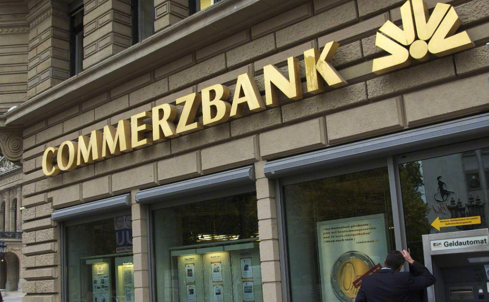 法国政治僵局阻碍改革,预算缺口风险隐现