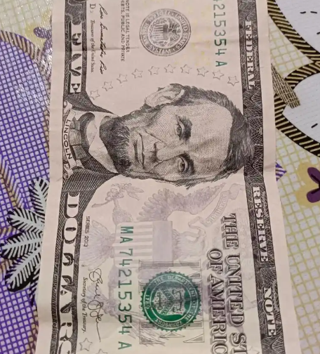 美元兑主要货币尾盘收窄涨幅