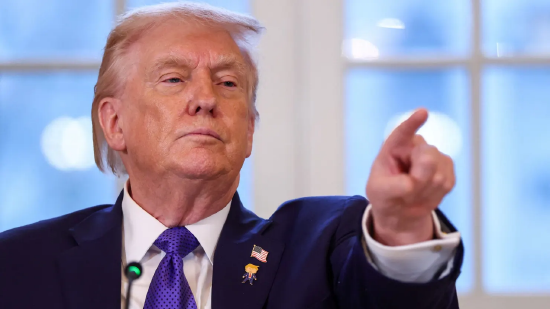 特朗普：任何与伊朗有商业往来的国家将面临美